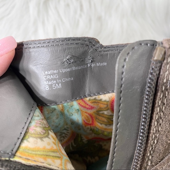 SOLD-Miranda Lambert Guitar Leather Heeled Boots - Picture 11 of 12